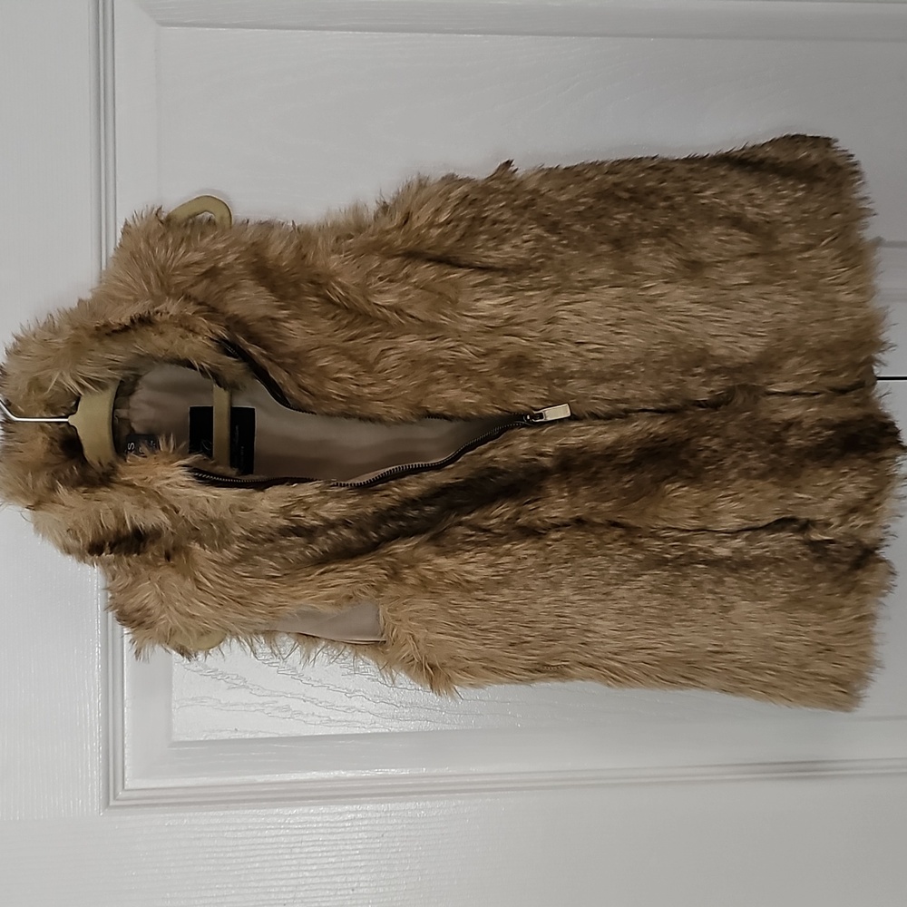 Zara, girl faux vest, size xs, Khaki.